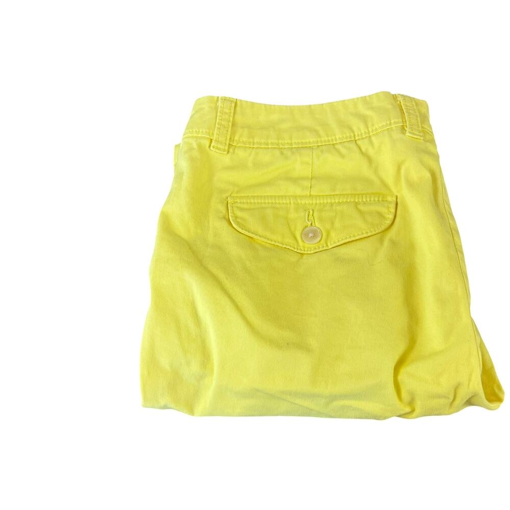 Liz Claiborne Bright Yellow Chino Shorts Women’s 8 Golf Athletic Casual Cotton